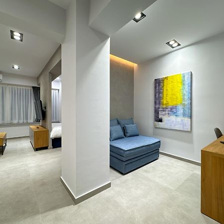 Bluekaravan Suite Thessaloniki Buitenkant foto