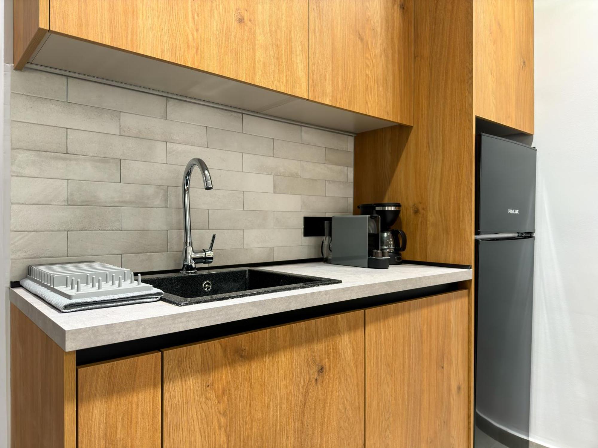 Bluekaravan Suite Thessaloniki Buitenkant foto